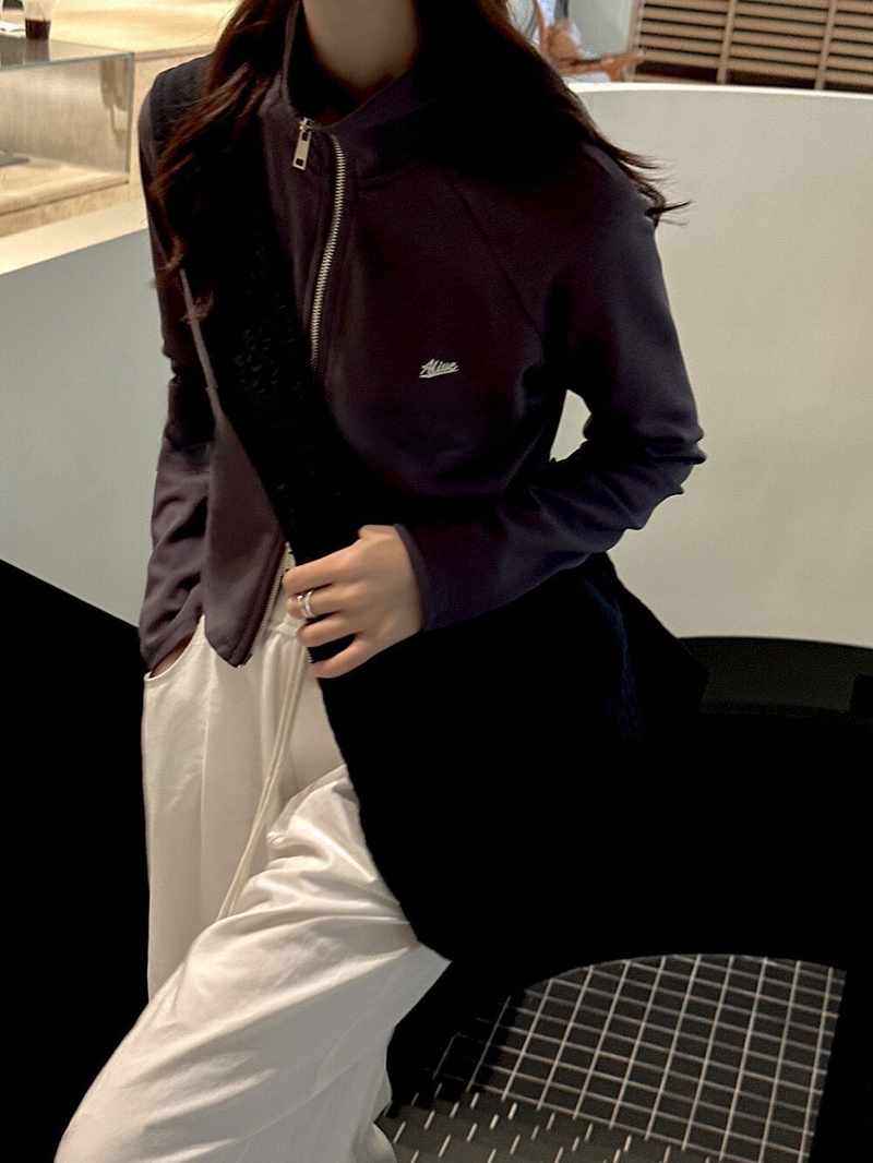 Short Stand Collar Zip-Up Sweatshirt